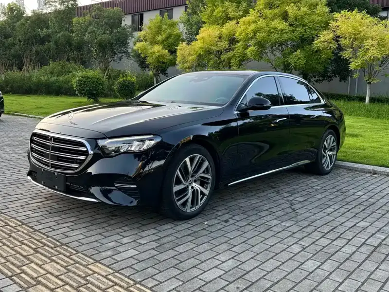 Mercedes-Benz E-Class, 2025