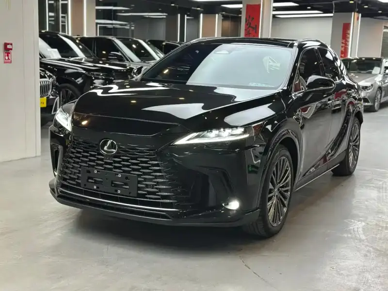 Lexus RX, 2025