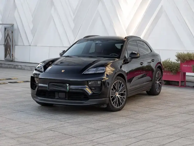 Porsche Macan EV, 2025
