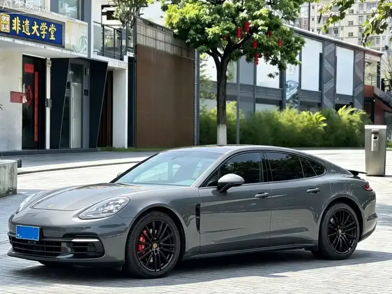 Porsche Panamera, 2020
