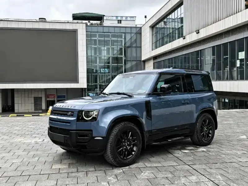 Land Rover Defender, 2021