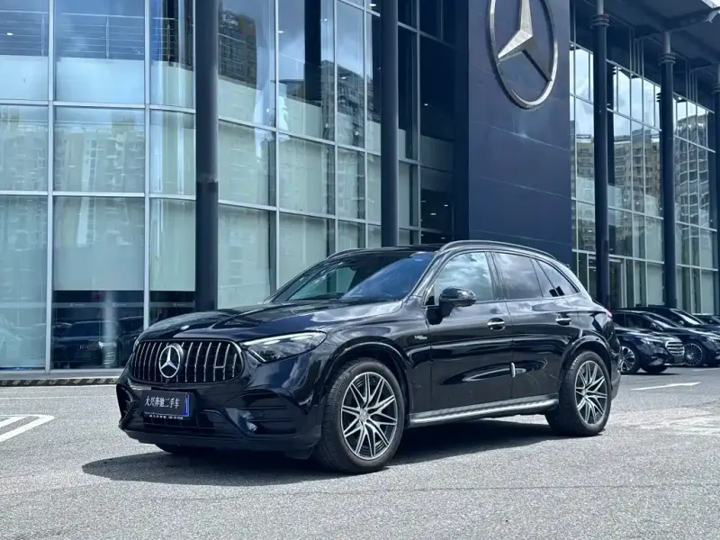 Mercedes-Benz GLC AMG, 2025