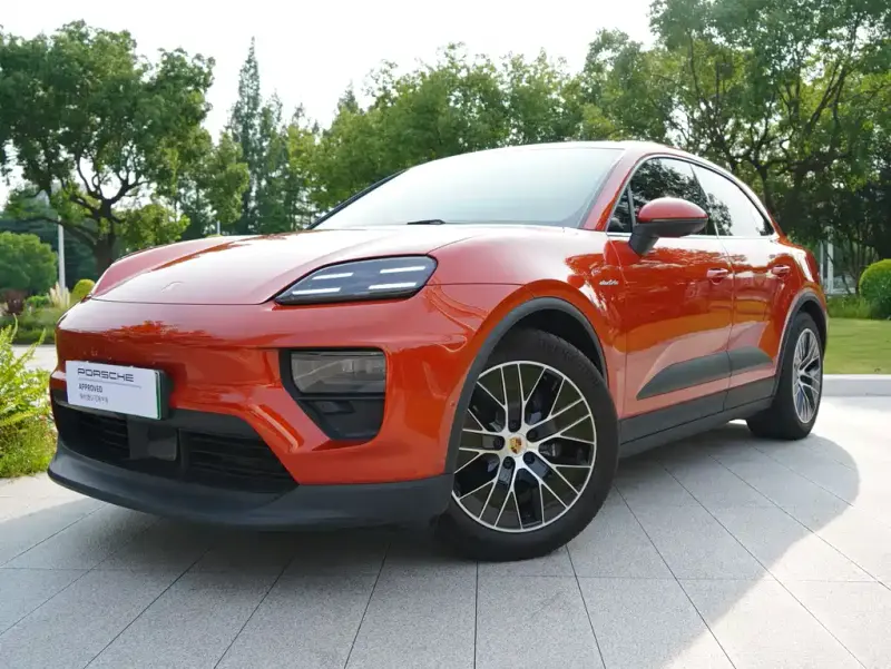 Porsche Macan EV, 2025