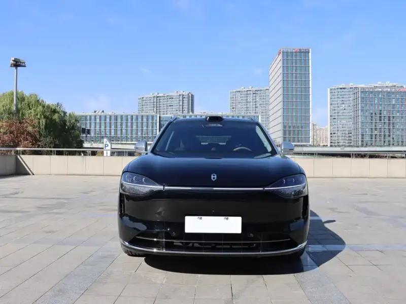 AITO M9, 2025