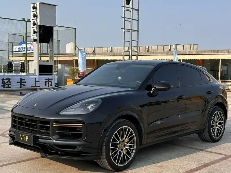 Porsche Cayenne, 2023