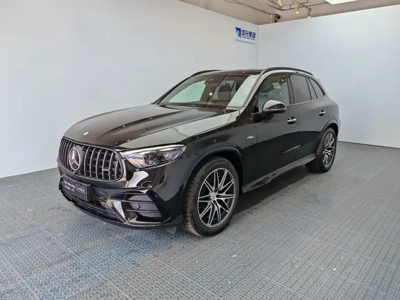 Mercedes-Benz GLC AMG, 2026