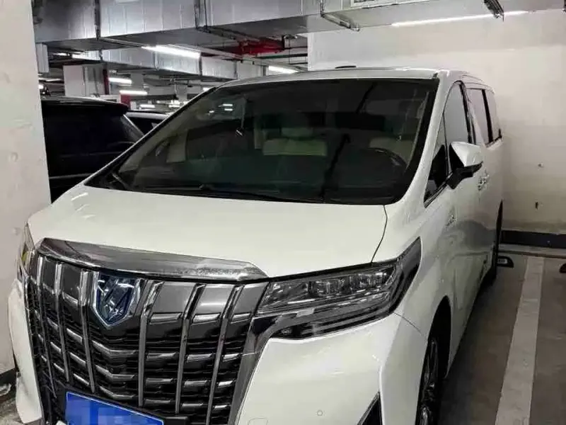 Toyota Alphard, 2023