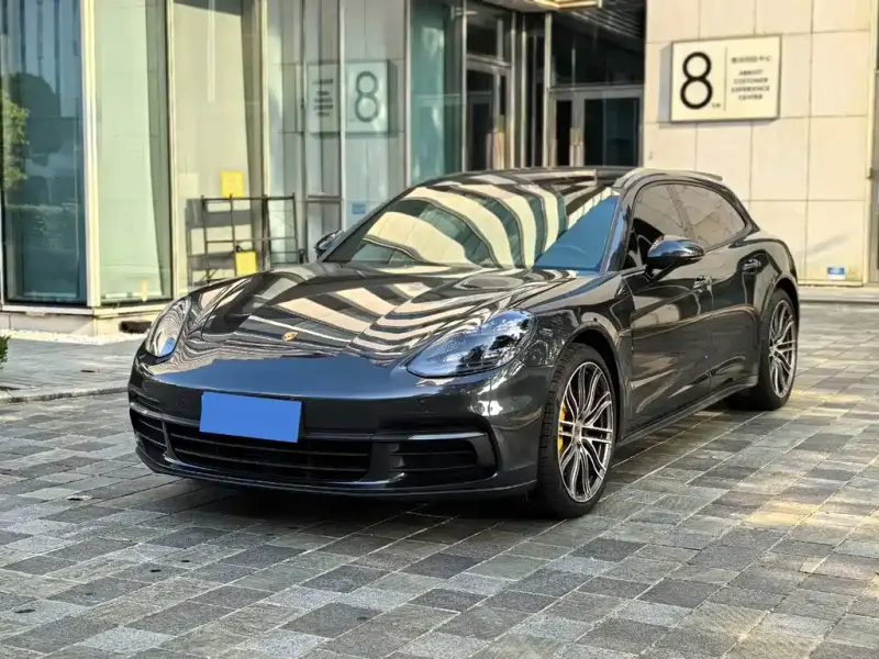 Porsche Panamera, 2018
