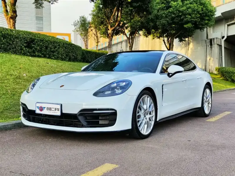 Porsche Panamera, 2022