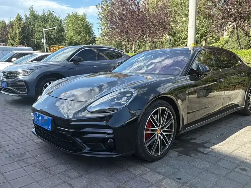 Porsche Panamera, 2018