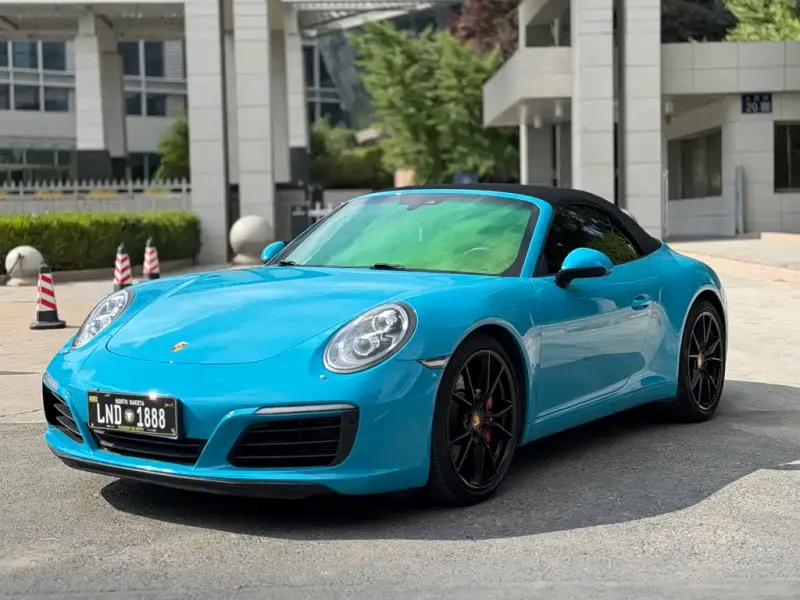 Porsche 911, 2016