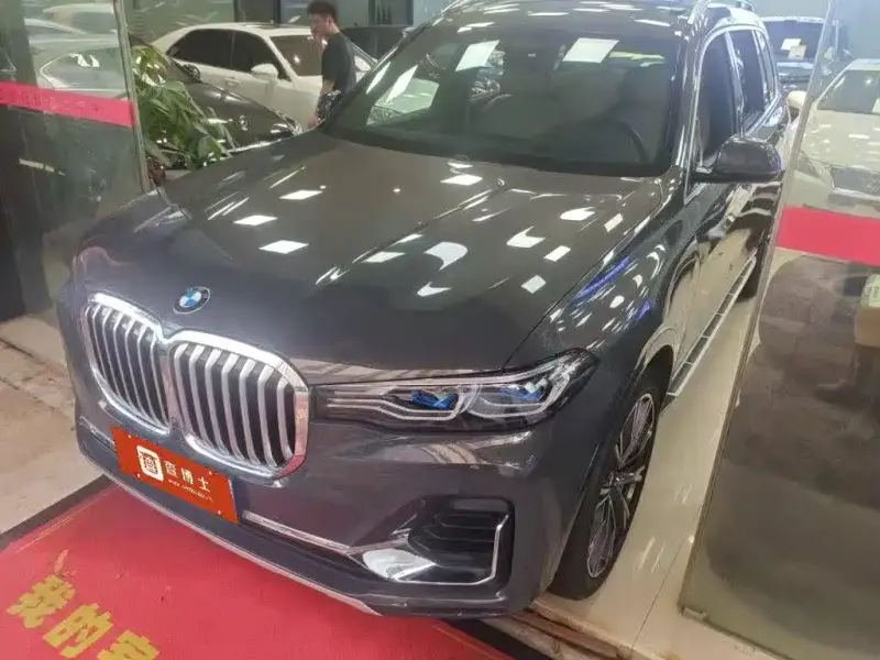 BMW X7, 2021
