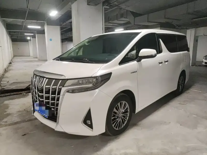 Toyota Alphard, 2023