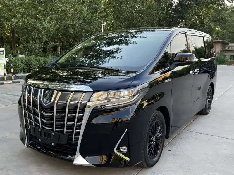 Toyota Alphard, 2023
