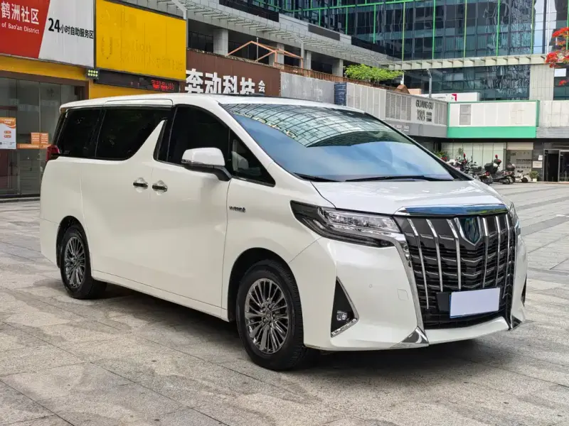 Toyota Alphard, 2022