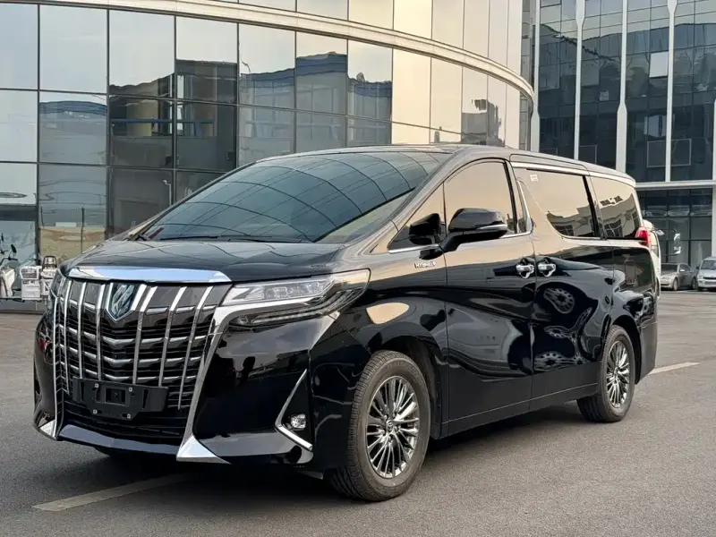Toyota Alphard, 2023