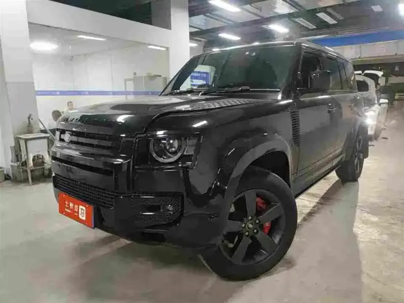 Land Rover Defender, 2024