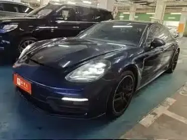 Porsche Panamera, 2022