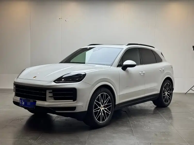 Porsche Cayenne, 2025