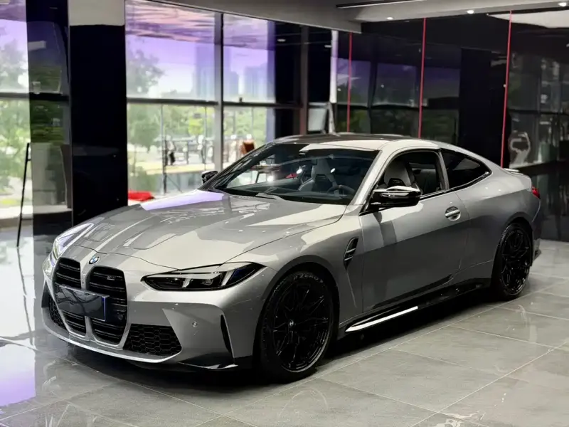 BMW M4, 2025