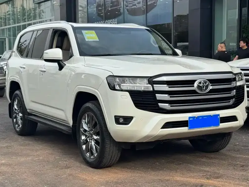 Toyota Land Cruiser, 2023