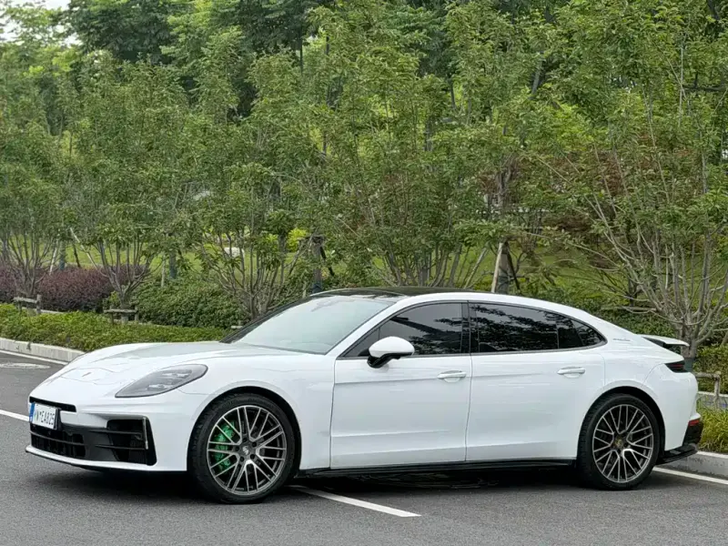 Porsche Panamera, 2024