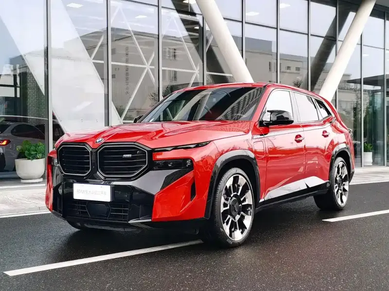 BMW XM, 2024