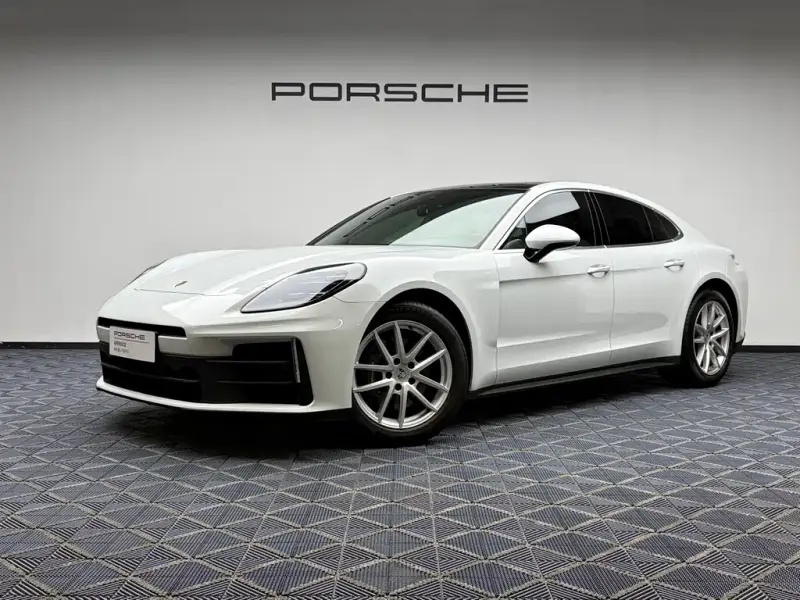 Porsche Panamera, 2024