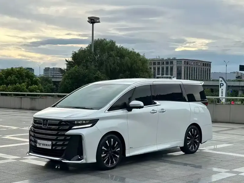 Toyota Vellfire, 2026