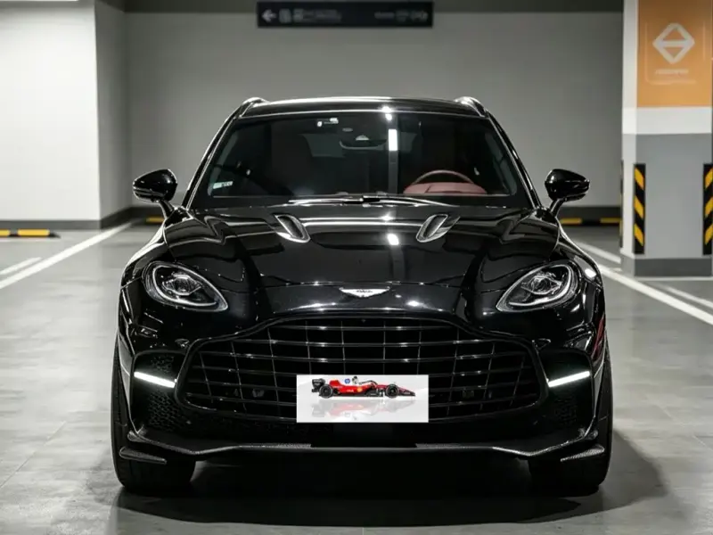 Aston Martin DBX, 2021