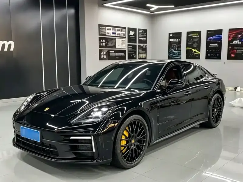 Porsche Panamera, 2025