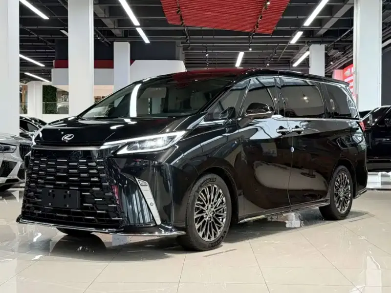 Lexus LM, 2024