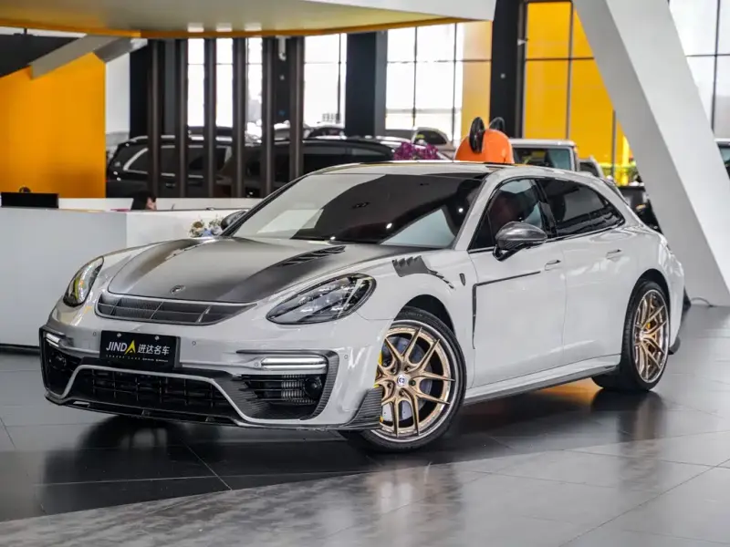 Porsche Panamera, 2023