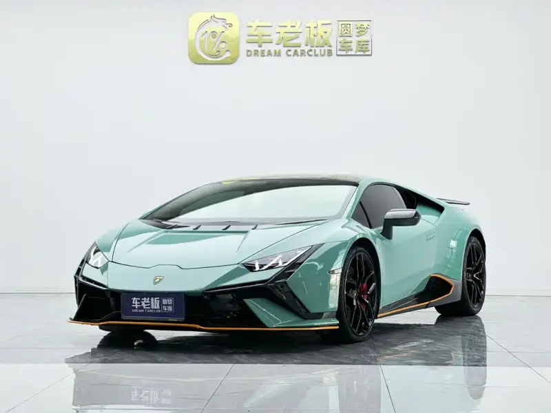 Lamborghini Huracán, 2015