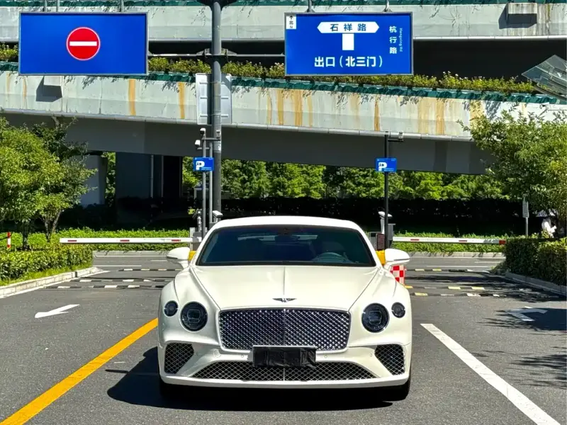 Bentley Continental, 2021