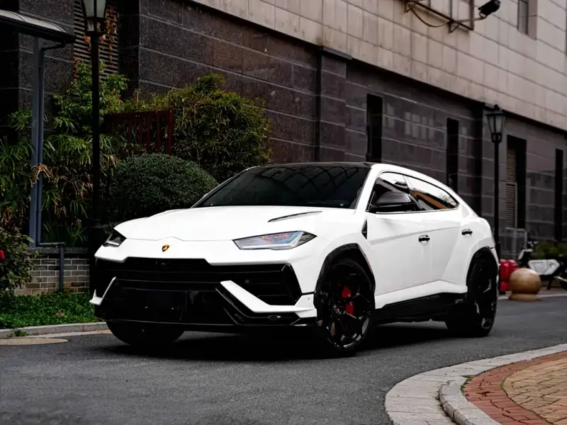 Lamborghini Urus, 2023