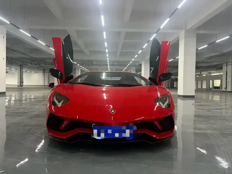 Lamborghini Aventador, 2019