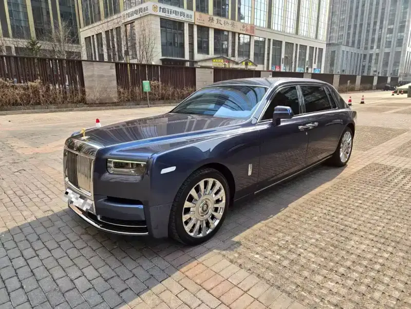 Rolls-Royce Phantom, 2024