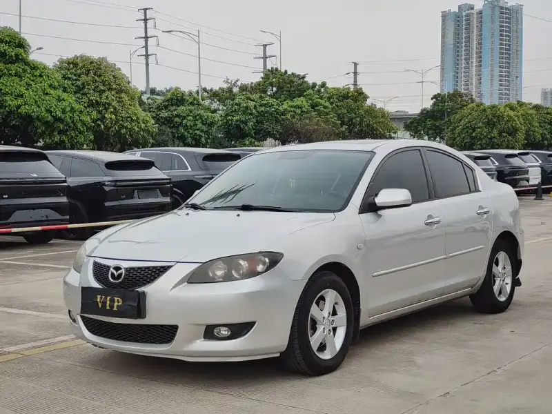 Mazda 3, 2010