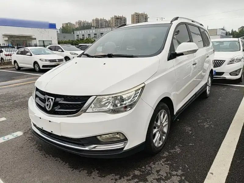 Baojun 730, 2017
