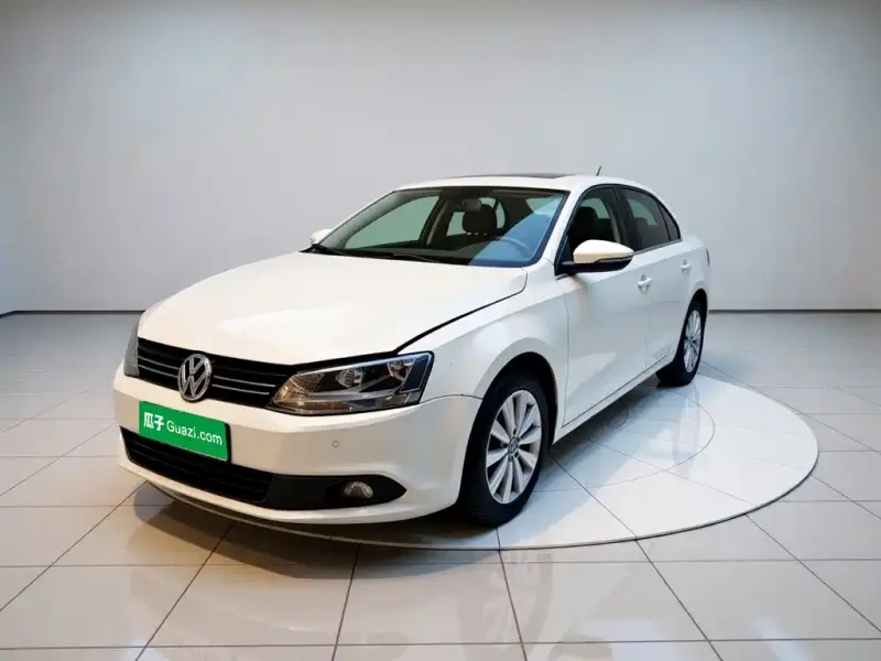 Volkswagen Sagitar, 2014