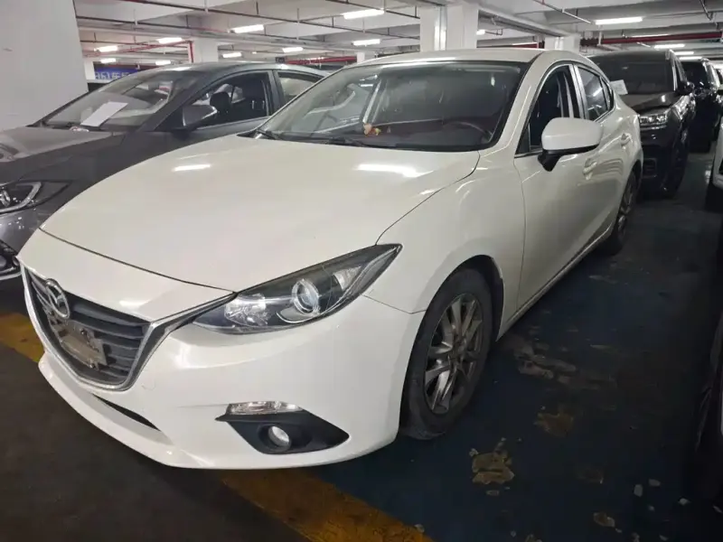 Mazda 3 Axela, 2016