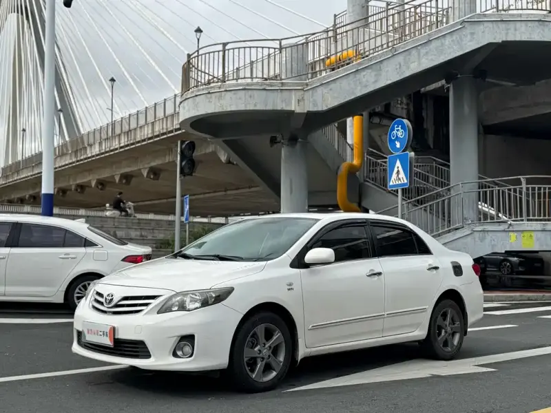 Toyota Corolla, 2013