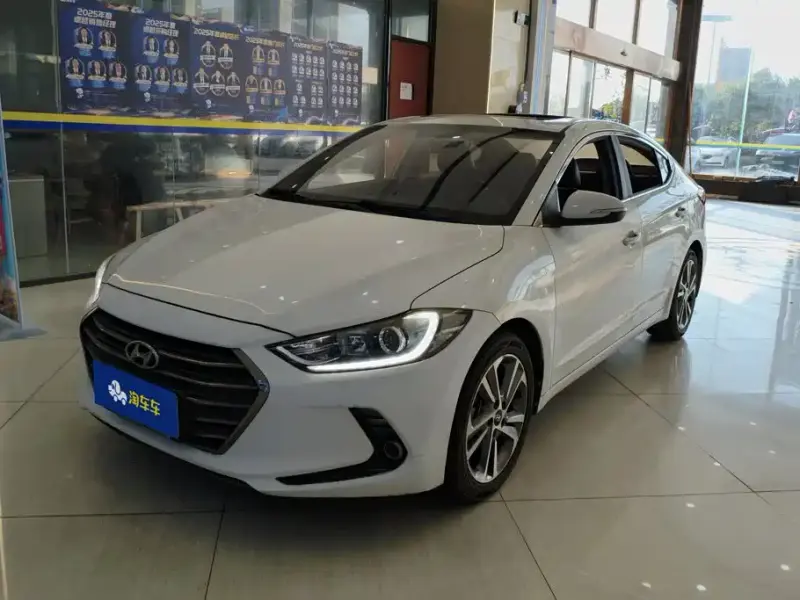 Hyundai Elantra, 2016