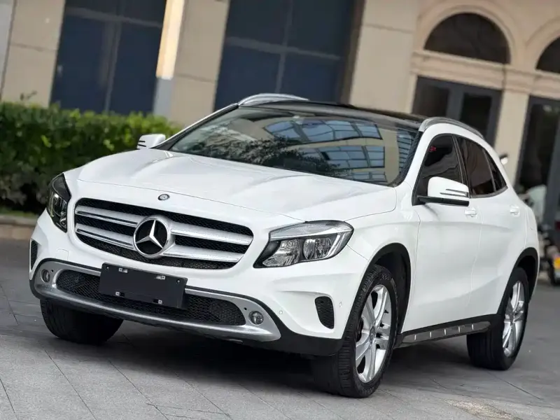 Mercedes-Benz GLA, 2016