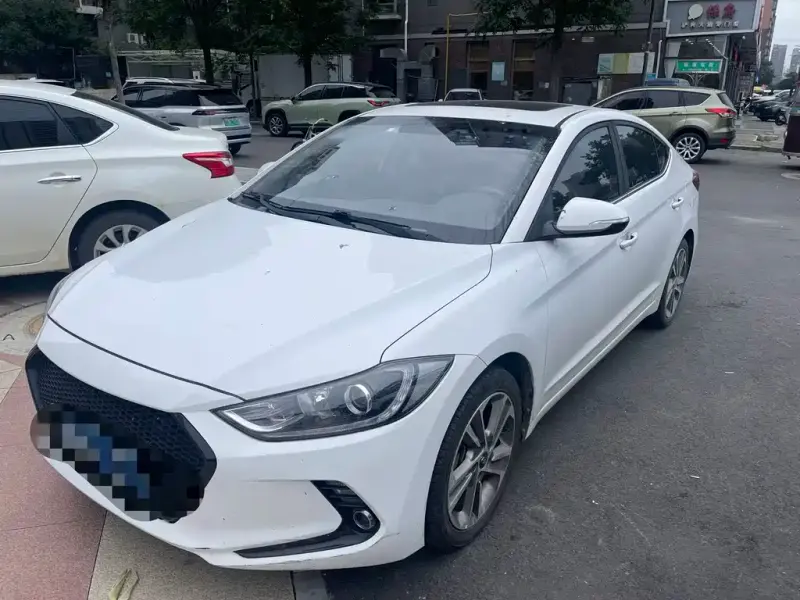 Hyundai Elantra, 2017