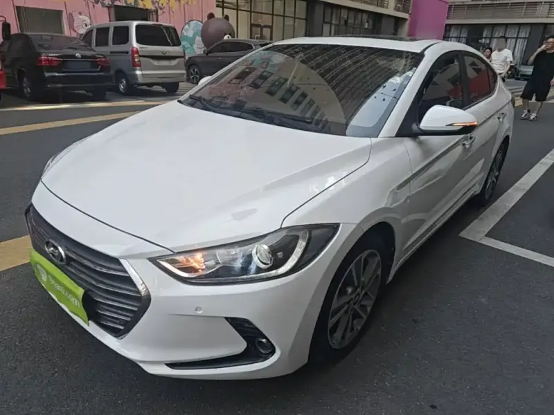 Hyundai Elantra, 2018