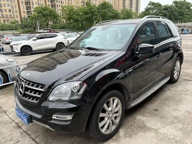 Mercedes-Benz M-Class, 2011