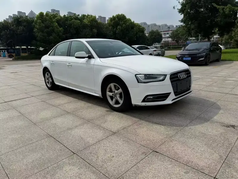 Audi A4L, 2016