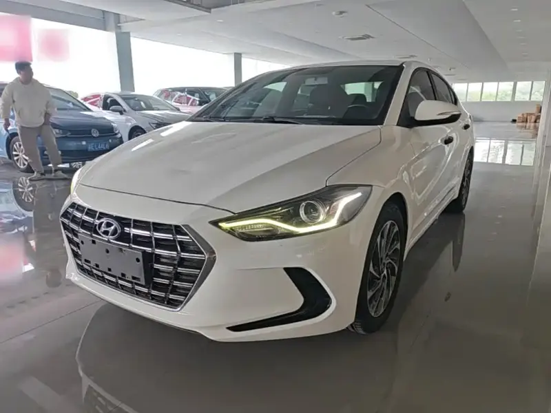 Hyundai Elantra, 2020